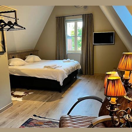 Bed and Breakfast Letzz Sleep Brujas Exterior foto