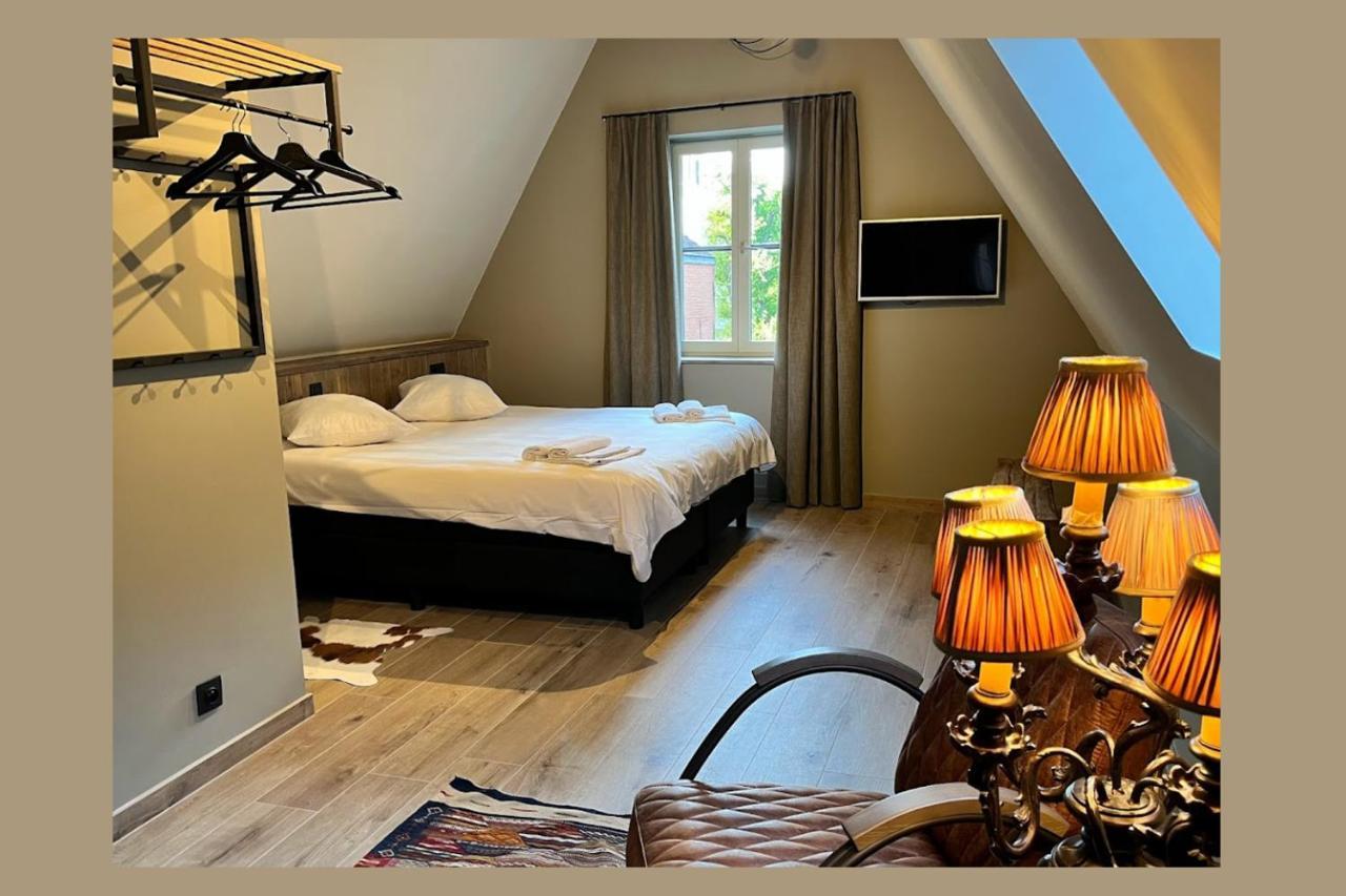 Bed and Breakfast Letzz Sleep Brujas Exterior foto